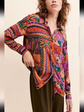 Farm Rio Abstract Floral Silky Button-up Shirt Small